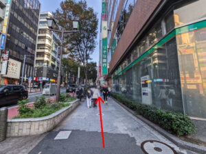 BEYOND渋谷宮益坂店への行き方（宮益坂）